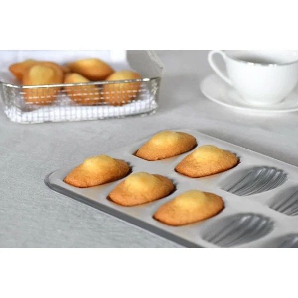 Moule 12 Madeleines Fer Blanc Gobel 3