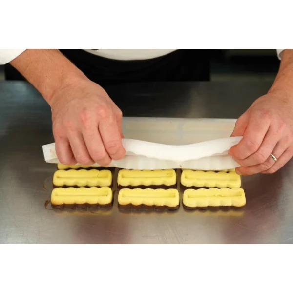 Moule Silicone Barre Ondulée Snack 9 X 3 Cm X H 1,9 Cm (x15) Pavoni 5